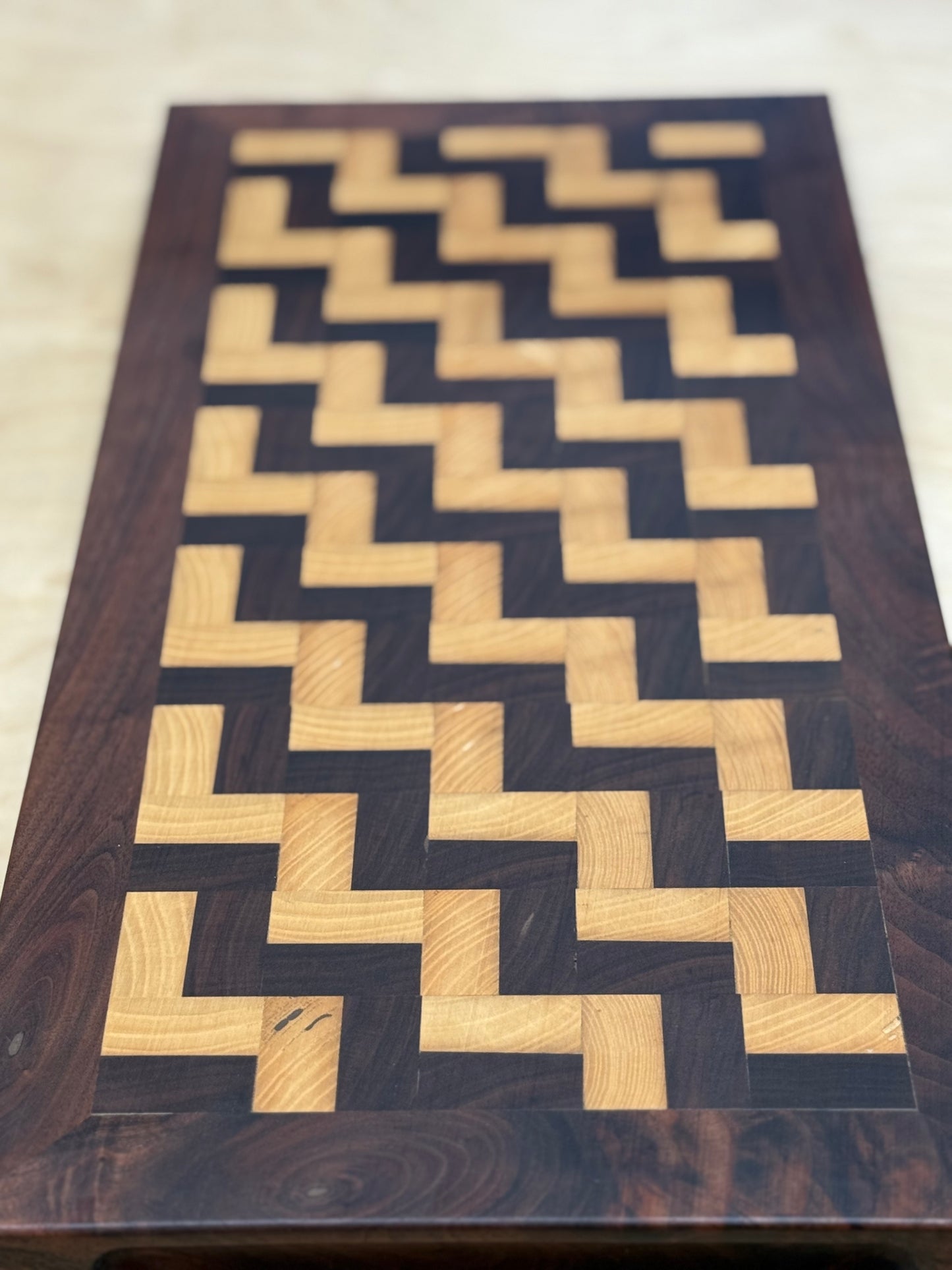 Infinite staircase cutting board